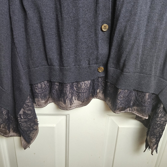 LOGO by Lori Goldstein Women Mulberry Asymmetrical Sweater Size Large - Picture 7 of 8